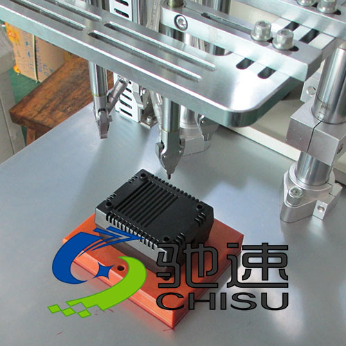 充電器鎖螺絲機